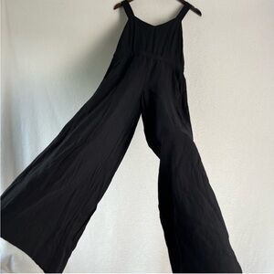 Madewell women’s XS jumper black viscose jumpsuit zips in back two front pockets